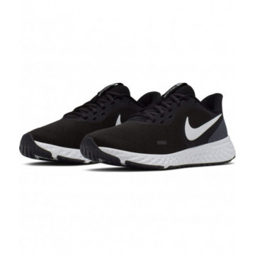 NIKE WMNS REVOLUTION 5